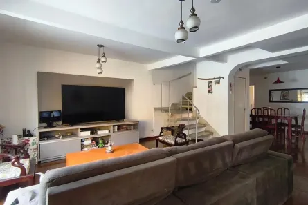 Casa com 3 Quartos à venda, 256m² no Vila Mariana, São Paulo