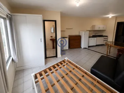 Apartamento com 1 Quarto para alugar, 28m² no Carvoeira, Florianópolis