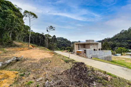Lote/Terreno à venda, 324m² no Quebra Frascos, Teresópolis