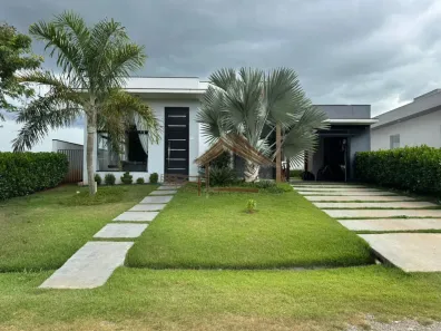 Casa de Condomínio com 4 Quartos à venda, 450m² no Condomínio Ninho Verde, Porangaba