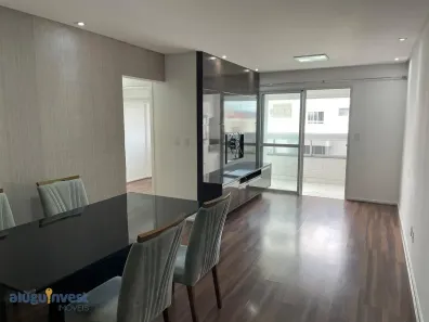 Apartamento com 2 Quartos para alugar, 82m² no Canto, Florianópolis