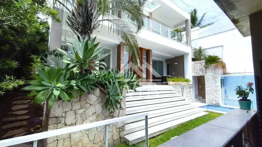 Casa de Condomínio com 5 Quartos à venda, 450m² no Charitas, Niterói
