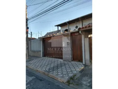 Sobrado com 4 Quartos à venda, 283m² no Jardim Gurilândia, Taubaté
