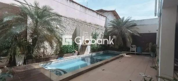 Imóvel Comercial com 4 Quartos para alugar, 240m² no Jardim São Luiz, Montes Claros
