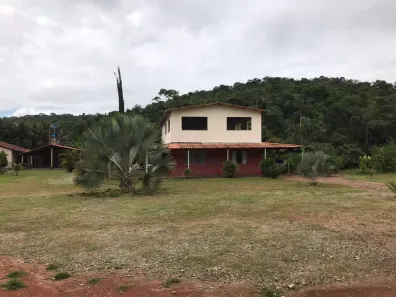 Fazenda/Sítio com 5 Quartos à venda, 6433m² no , Oratórios