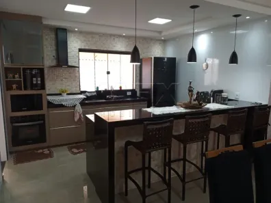 Casa com 3 Quartos à venda, 133m² no Jardim Araruna, Bauru