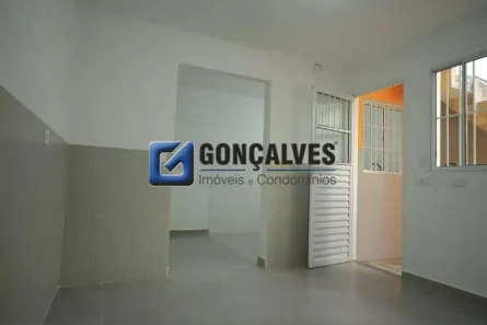 Casa com 2 Quartos para alugar, 60m² no Baeta Neves, São Bernardo do Campo