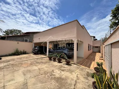 Casa com 3 Quartos à venda, 205m² no Plano Diretor Sul, Palmas