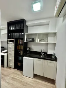 Sala Comercial para venda ou aluguel, 30m² no São Domingos, Niterói