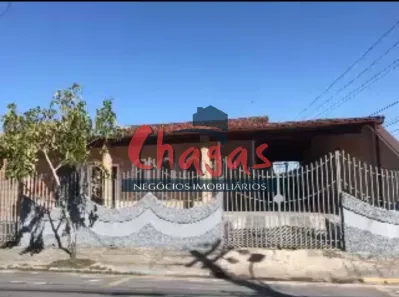 Casa com 4 Quartos para alugar, 313m² no Centro, Caraguatatuba