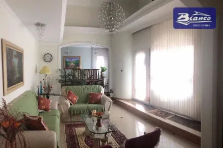 Sobrado com 3 Quartos à venda, 250m² no Jardim Paraventi, Guarulhos