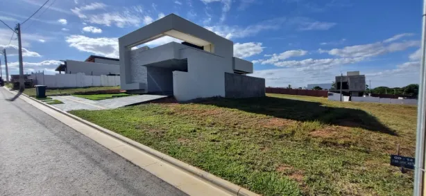 Lote/Terreno à venda, 216m² no Jardins Versalhes, Aparecida de Goiânia