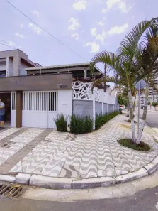 Casa com 2 Quartos à venda, 224m² no Canto do Forte, Praia Grande