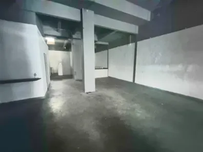 Ponto Comercial para alugar, 256m² no Humaitá, Rio de Janeiro