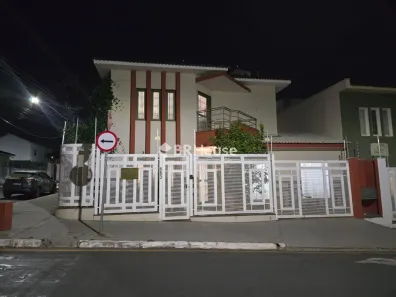 Casa com 4 Quartos à venda, 185m² no Jardim das Américas, Cuiabá