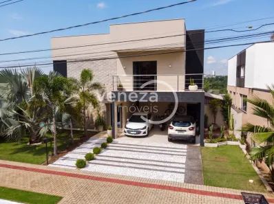 Casa com 4 Quartos à venda, 376m² no Esperança, Londrina