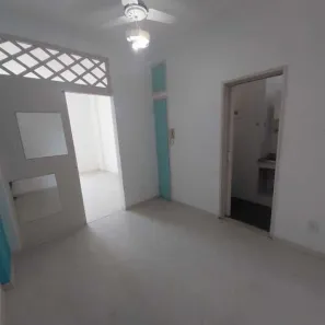 Kitnet com 1 Quarto à venda, 30m² no Copacabana, Rio de Janeiro