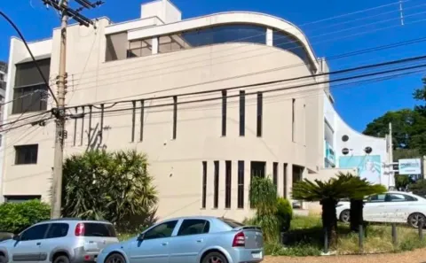 Prédio Comercial para alugar, 300m² no Chácara Girassol, Americana