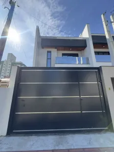 Casa com 3 Quartos à venda, 226m² no Centro, Itajaí