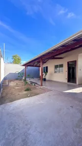 Casa com 2 Quartos para alugar, 160m² no Residencial Jacaraípe, Serra