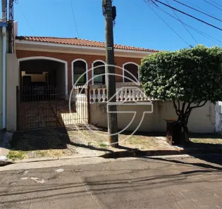 Casa com 3 Quartos à venda, 180m² no Centro, Marília