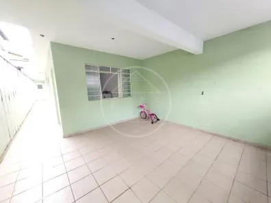 Casa com 2 Quartos à venda, 70m² no Jardim Guanhembu, São Paulo