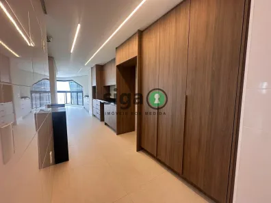 Apartamento com 3 Quartos para alugar, 196m² no Chácara Santo Antônio (Zona Sul), São Paulo