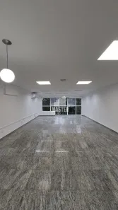 Sala Comercial para alugar, 80m² no Praia do Canto, Vitória