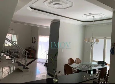 Sobrado com 3 Quartos à venda, 190m² no Loteamento Villa Branca, Jacareí