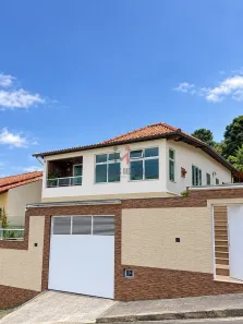 Casa com 4 Quartos à venda, 282m² no Bom Clima, Juiz de Fora
