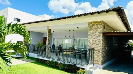 Casa com 5 Quartos para alugar, 207m² no , Bananeiras