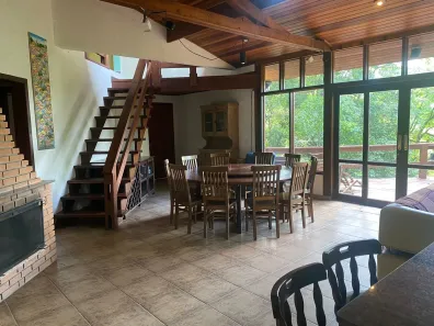 Casa de Condomínio com 4 Quartos para venda ou aluguel, 212m² no Vila Real Daracariguama, Araçariguama