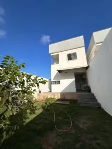 Casa com 2 Quartos à venda, 90m² no Santa Mônica, Guarapari