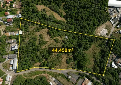 Lote/Terreno à venda, 44450m² no Chácara Paraíso, Nova Friburgo