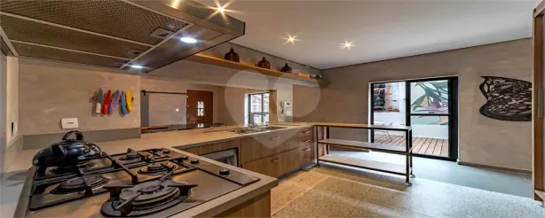 Casa com 4 Quartos para alugar, 220m² no Vila Pompéia, São Paulo