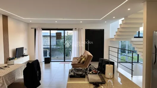 Casa de Condomínio com 3 Quartos à venda, 180m² no Condominio Cataguá Way, Taubaté