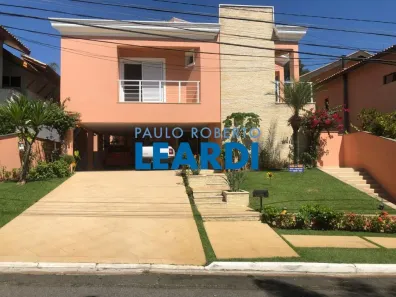 Casa de Condomínio com 5 Quartos para venda ou aluguel, 495m² no Alphaville Residencial Um, Barueri