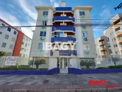 Apartamento com 2 Quartos para alugar, 65m² no Capoeiras, Florianópolis