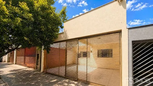 Casa com 3 Quartos para alugar, 103m² no Jardim Guararapes, Londrina