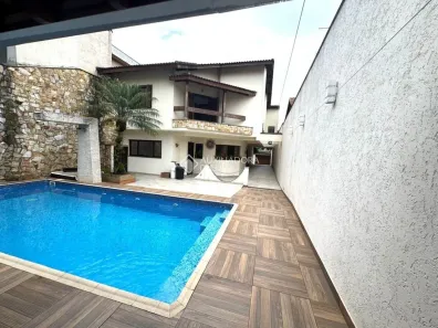 Sobrado com 4 Quartos à venda, 500m² no Jardim, Santo André