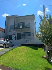 Sobrado com 3 Quartos para alugar, 171m² no Jacaré, Cabreúva