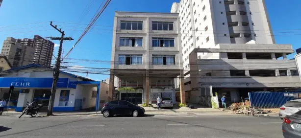 Apartamento com 3 Quartos para alugar, 110m² no Centro, Joinville