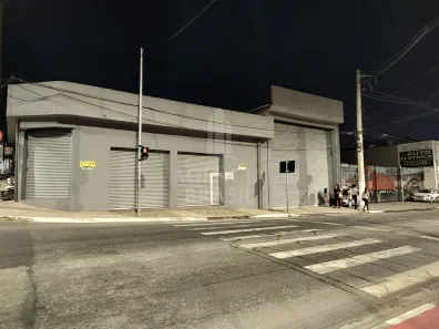 Ponto Comercial para alugar, 300m² no Chácara do Solar I (Fazendinha), Santana de Parnaíba