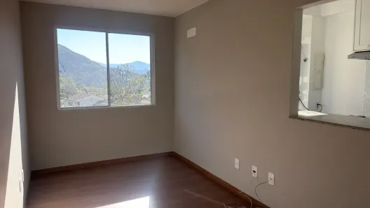Apartamento com 2 Quartos para alugar, 53m² no Morin, Petrópolis