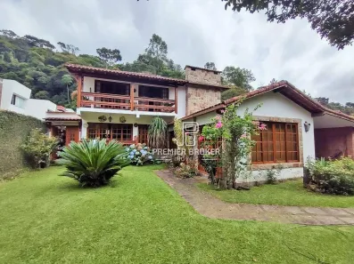 Casa de Condomínio com 4 Quartos à venda, 200m² no Green Valleiy, Teresópolis