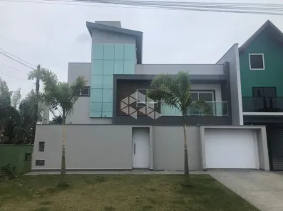 Casa com 4 Quartos à venda, 370m² no Da Praia Grande, São Francisco do Sul