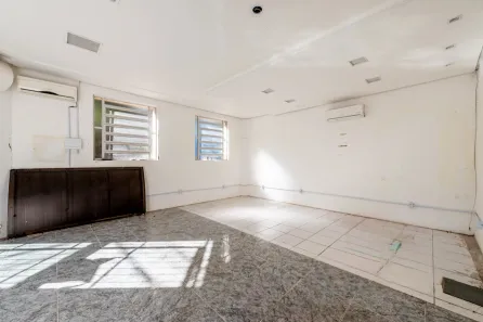 Ponto Comercial para alugar, 32m² no Navegantes, Porto Alegre