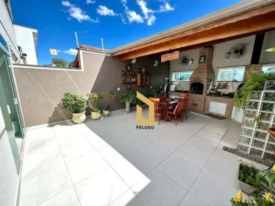 Sobrado com 4 Quartos à venda, 221m² no Água Fria, São Paulo