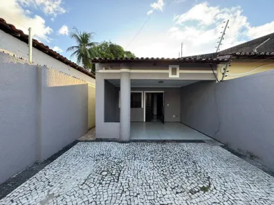 Casa com 3 Quartos à venda, 134m² no Messejana, Fortaleza