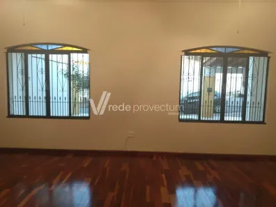 Casa com 3 Quartos à venda, 250m² no Vila Bressani, Paulínia